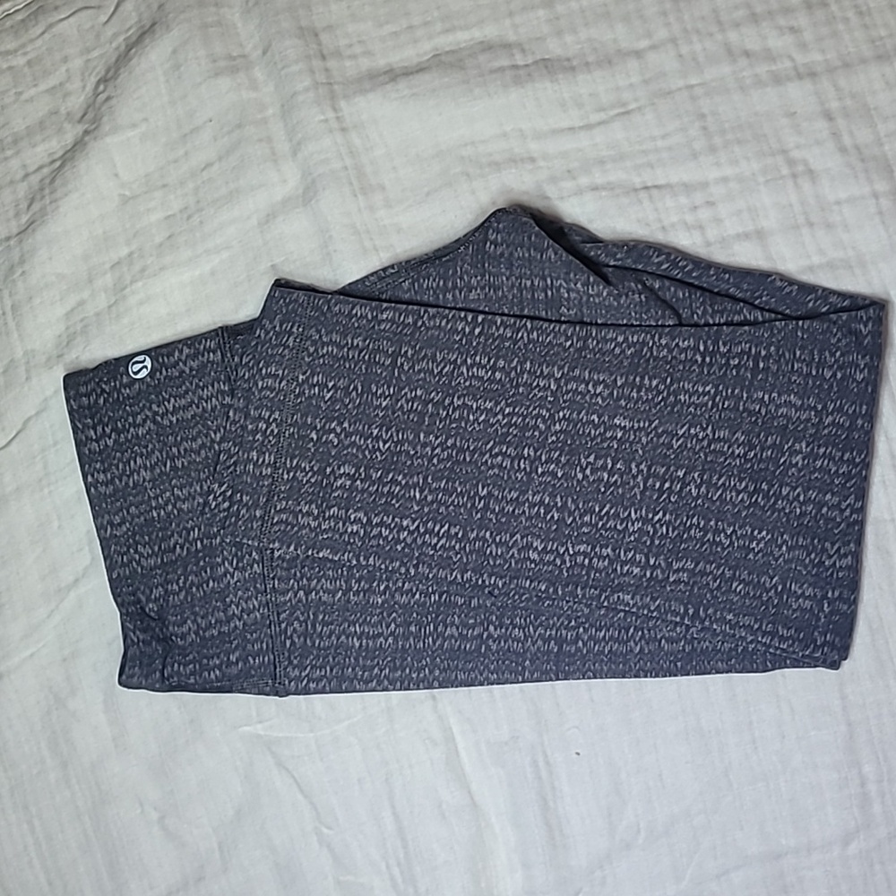 Lululemon Gray Patterned Leggings